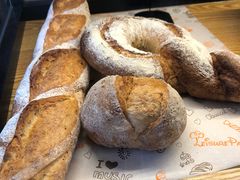 -啊噗吐呦现场烘焙(麦凯乐店)