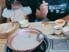 -阿婆情腊排骨火锅(金虹路店)