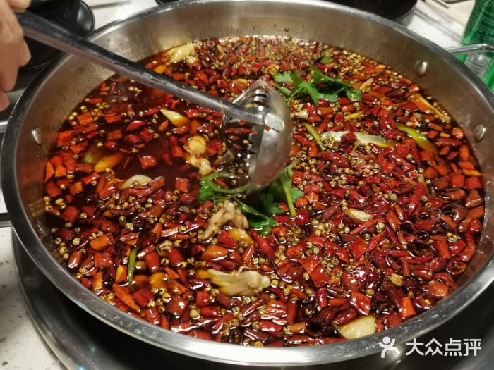 味之绝热血美蛙鱼火锅(中坝店)图片