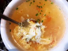 -临江餐馆二楼美食部落