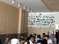大堂-天添纸包鸡家常菜
