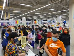 -BIGOFFS 超级折扣(仁恒伊势丹店)