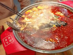 -三顾烤庐·烤鱼·烧烤·龙虾(奉贤店)