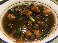 青蒜烩羊肉-香阁餐厅·常州菜·常州菜代表品牌(新北奥体店)