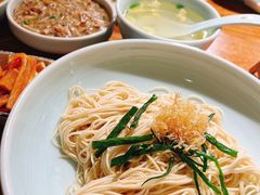 -裕兴记•蟹黄面馆(人民广场店)