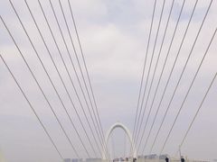 -南京眼步行桥