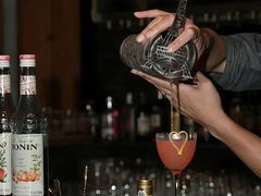 -日落吧·海景咖啡厅·餐酒吧·鸡尾酒·下午茶·乐队表演·浪漫夕阳·三亚文华东方酒店