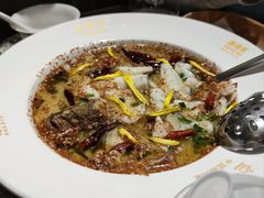 -渔语鱼新川菜Bistro(万象天地店)