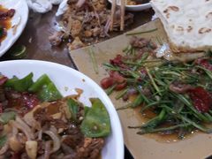 -萨宁音登锡伯风味餐厅(一楼店)