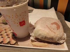 -麦当劳(新世纪环球中心店)