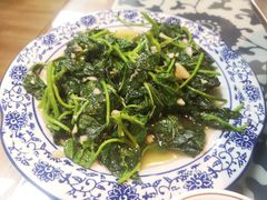 -何哥鲜鱼餐厅(龙湖花园店)