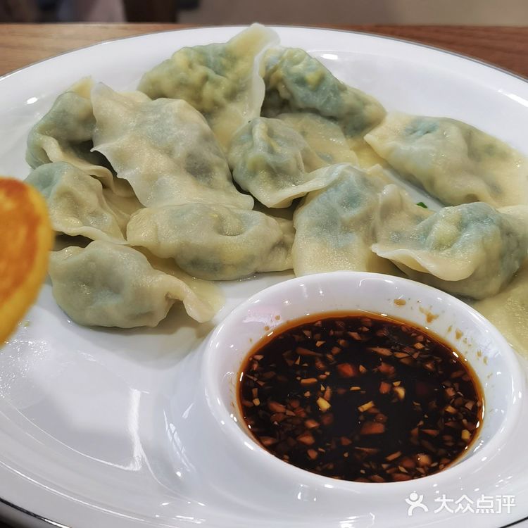 感受静安大融城里的“胖东北”,重拾东北菜的味道🍽️