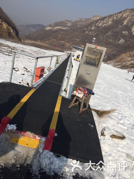 青龙峪高山滑雪场图片