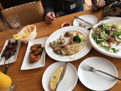 -LENBACH兰巴赫西餐啤酒坊(大连星海广场店)