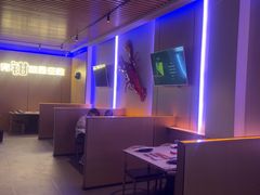 -红盔侠小龙虾(海宁银泰店)