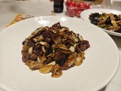 -皇城根·鲁菜济南菜·吊炉烤鸭·炒鸡鱼头(济南旗舰店)