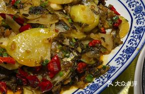 Old Salted Vegetable Stir-fried Potato Slices