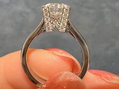 -Harry Winston 海瑞温斯顿