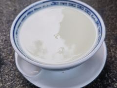 香滑凤凰奶-周大娘牛乳(旧寨古村总店)