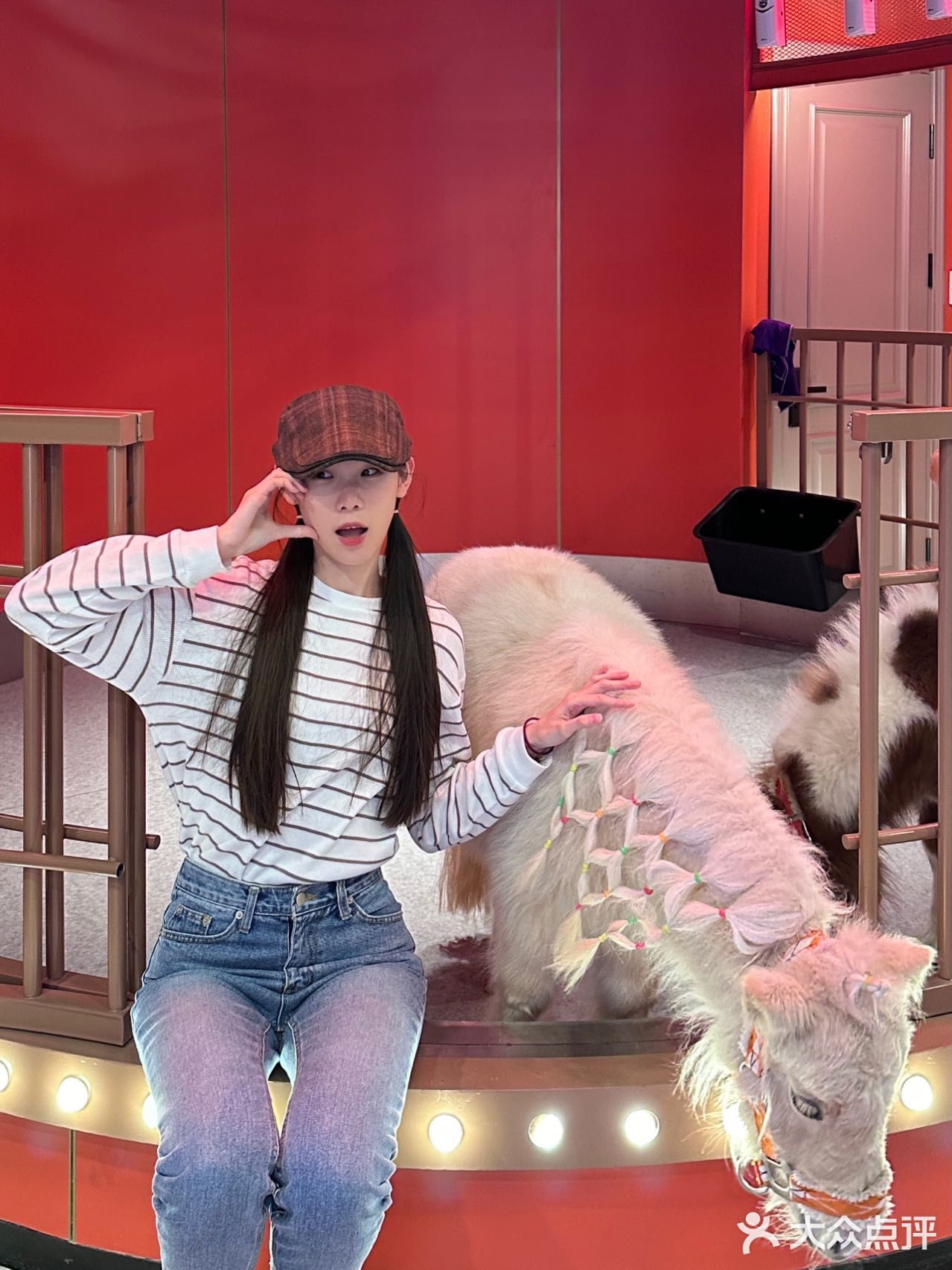 和小马一起合影喽🐴