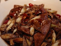 火爆双鲜-尘香•传统川菜(创汇首座店)