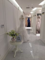 -GRACE KELLY婚纱与礼服(天津店)