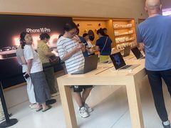 -Apple零售店(玄武湖店)