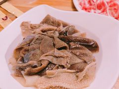 毛肚-清真·海清斋铜锅涮肉牛羊肉小炒泡馍(大雁塔店)