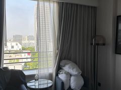 -上海漕河泾万丽酒店