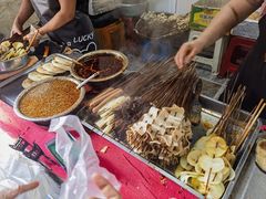 -老鼓楼麻辣烫夹馍