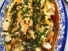 清蒸白水鱼-邱记私房菜·十八年本地菜