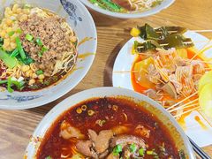-丁丁猫重庆小面(徐州路店)