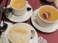 -阿维斯咖啡(镜湖店)