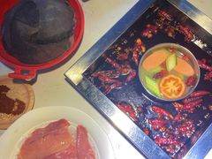 -二荆条·蜀鲜汇城市森林火锅