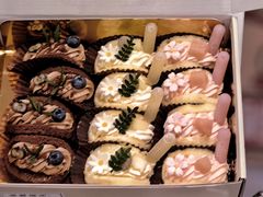 Awu一口卷甜点-杜哈夫DOUX RÊVE·生日蛋糕(日月光店)