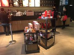 -星巴克臻选(莘庄仲盛店)