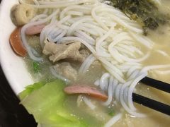 -南苑风味过桥米线(革新路店)