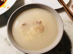 -初蓉丨遇见新川菜(亲贤街荣耀店)