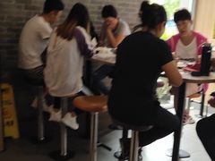 -麦当劳(欢乐谷店)