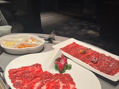 -左庭右院鲜牛肉火锅黑金店(陆家嘴中心店)