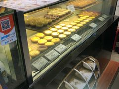 面包甜点陈列柜-芳叔(江南新地店)