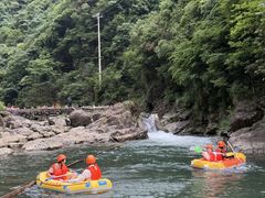 -安吉龙王山峡谷漂流