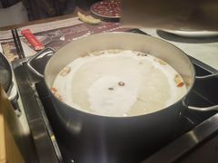 -尚尚仙·酸汤猪手·猪肚鸡火锅(华联万柳购物中心店)