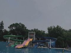 -青年湖公园水上世界