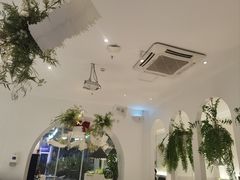 -春树下·树屋花房西餐厅(罍街AS1980店)