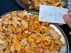 -周良天山牛杂城(天山路总店)
