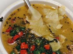 -沪华海鲜大酒楼(南汇店)
