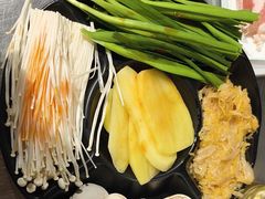 -英雄故事地摊烤肉(马驹桥店)