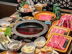 -牛YO寿喜烧·铁板烧和牛火锅自助(市府恒隆店)