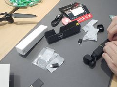 -DJI大疆(深圳华强北曼哈授权体验店)